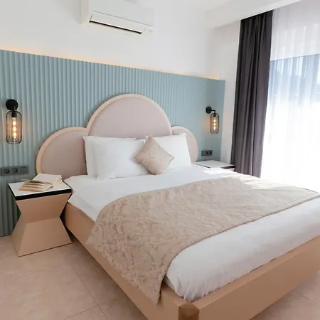 203 Apartment *